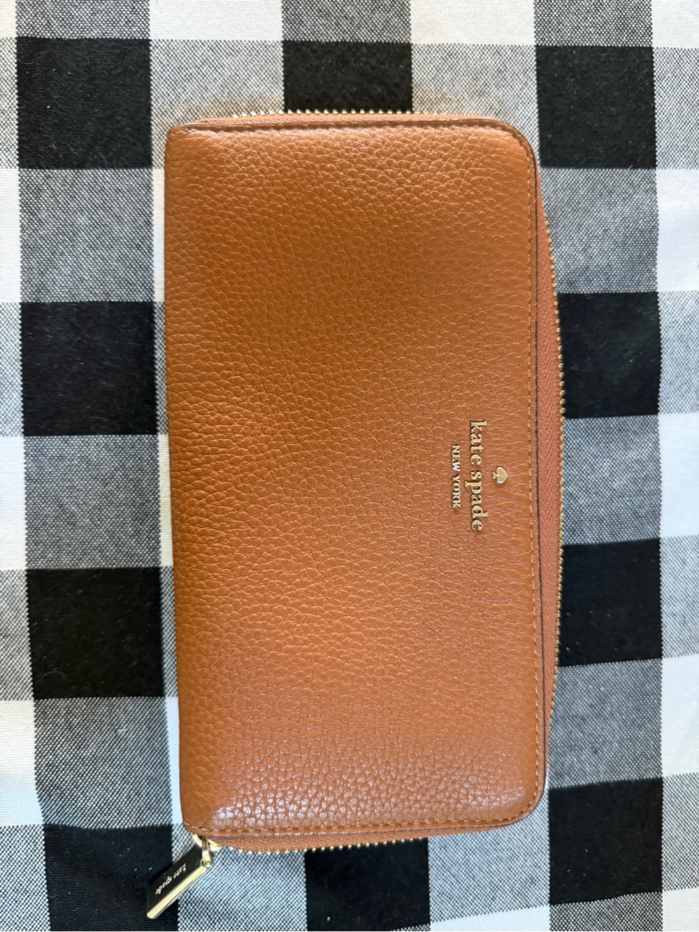 Kate Spade Pebbled leather large  Zip Wallet - Tan
